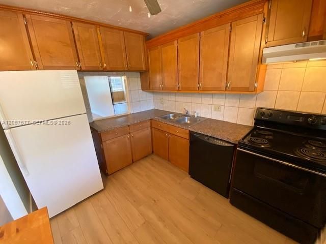 For Rent: $1,800 (2 beds, 2 baths, 1000 Square Feet)