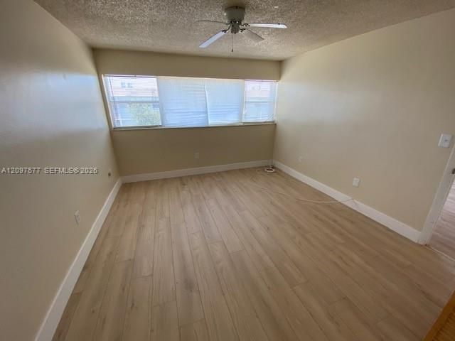 For Rent: $1,800 (2 beds, 2 baths, 1000 Square Feet)