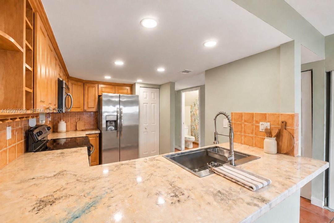 For Sale: $390,000 (3 beds, 2 baths, 1520 Square Feet)
