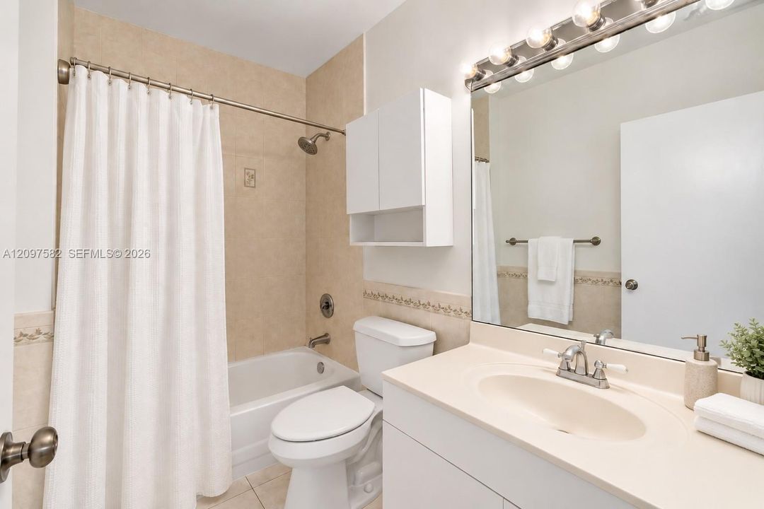 For Sale: $390,000 (3 beds, 2 baths, 1520 Square Feet)