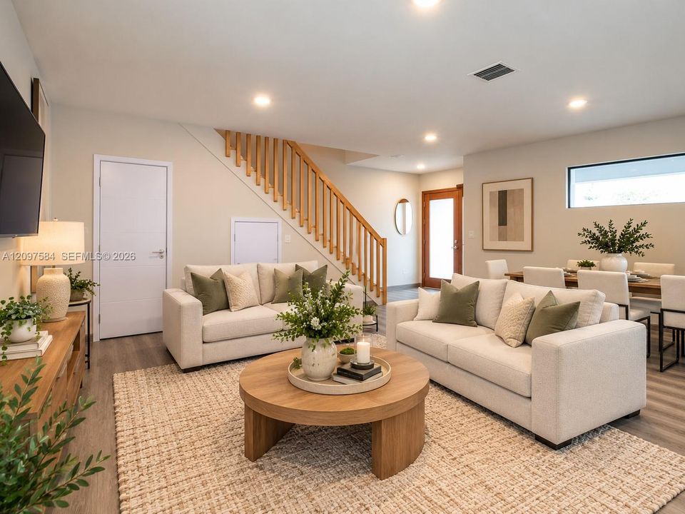 For Sale: $379,900 (3 beds, 2 baths, 1253 Square Feet)