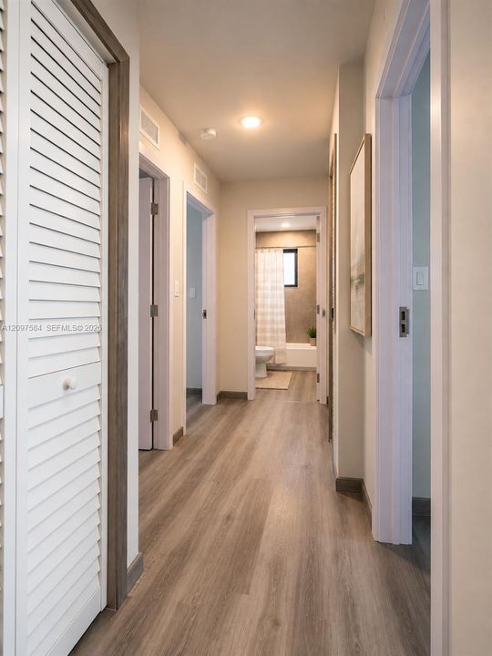 For Sale: $379,900 (3 beds, 2 baths, 1253 Square Feet)