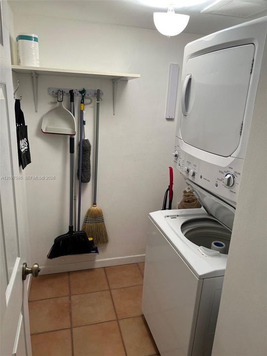 En Renta: $4,800 (2 camas, 2 baños, 1636 Pies cuadrados)