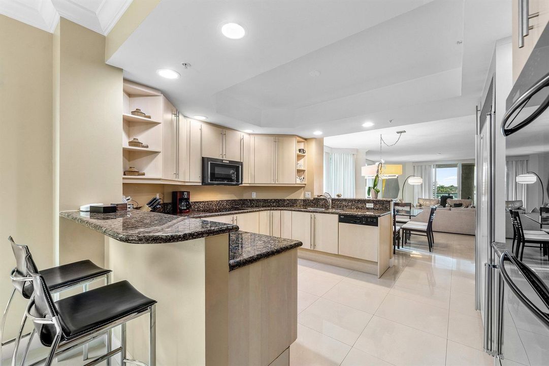 012-411NorthNewRiverDriveEast-FortLauder