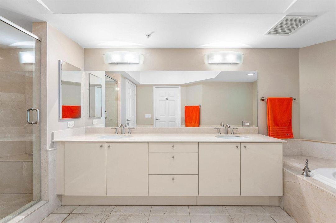 027-411NorthNewRiverDriveEast-FortLauder