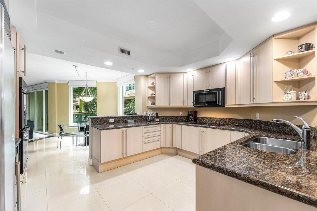 014-411NorthNewRiverDriveEast-FortLauder