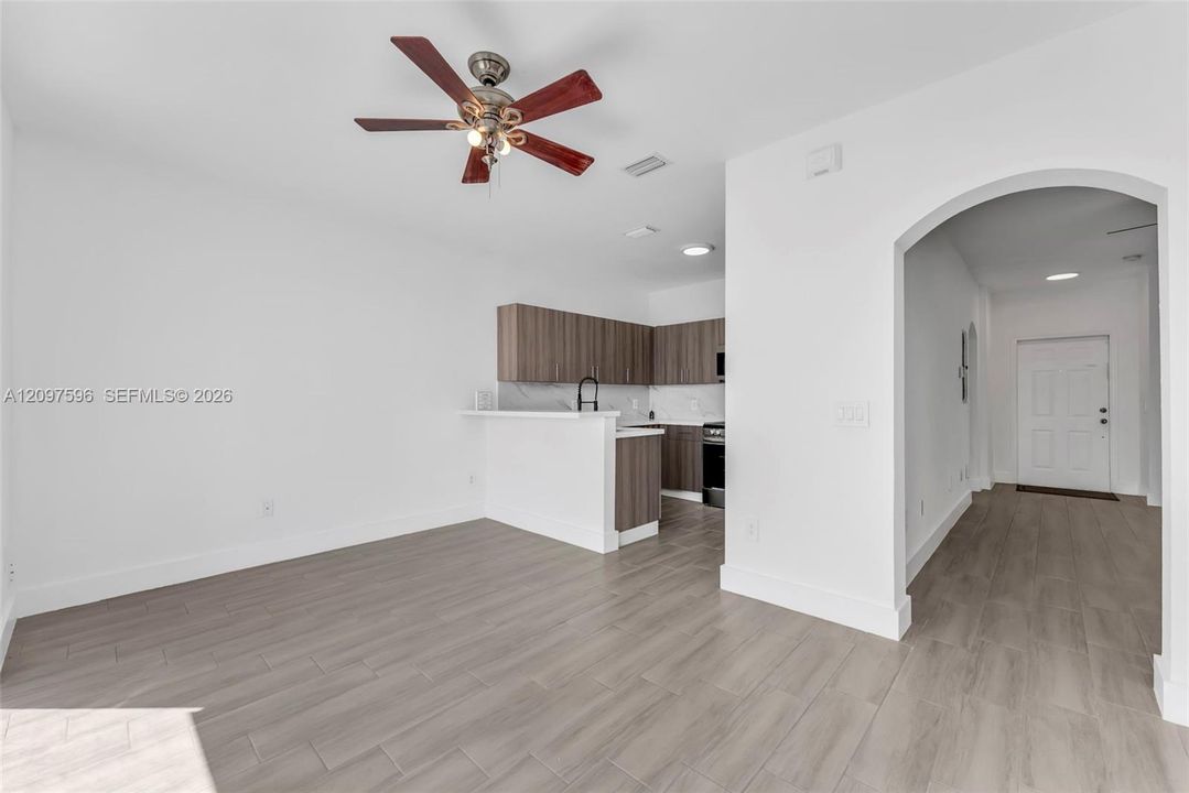 For Rent: $3,400 (4 beds, 3 baths, 1654 Square Feet)
