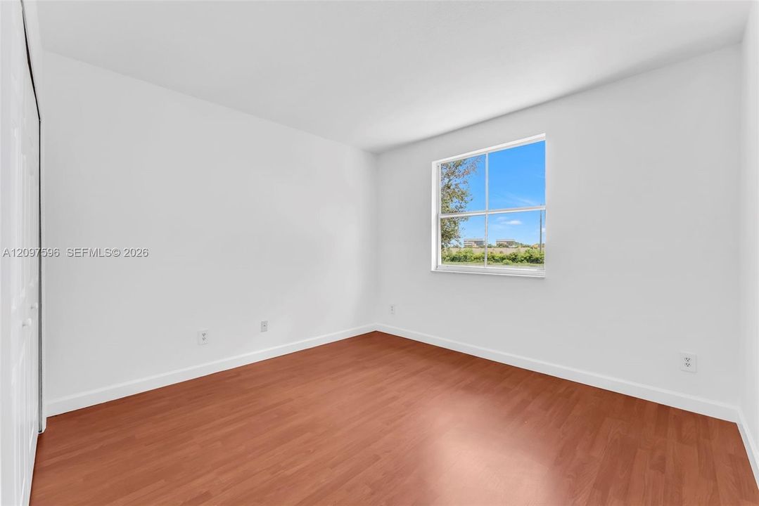 For Rent: $3,400 (4 beds, 3 baths, 1654 Square Feet)