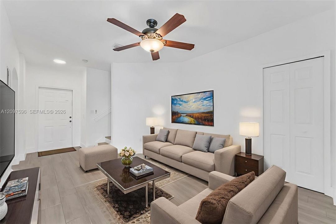 For Rent: $3,400 (4 beds, 3 baths, 1654 Square Feet)
