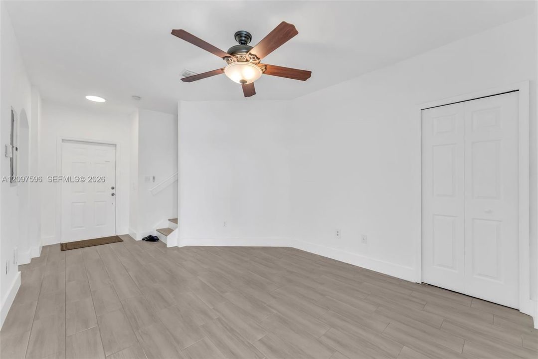 For Rent: $3,400 (4 beds, 3 baths, 1654 Square Feet)