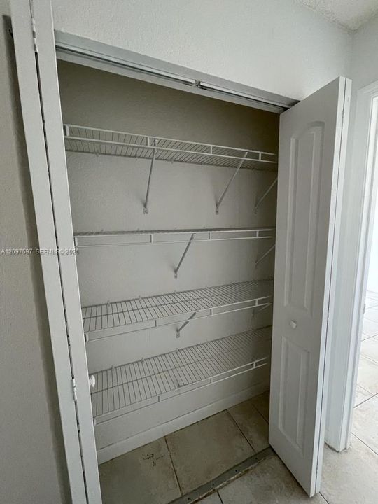 For Rent: $2,200 (2 beds, 2 baths, 780 Square Feet)