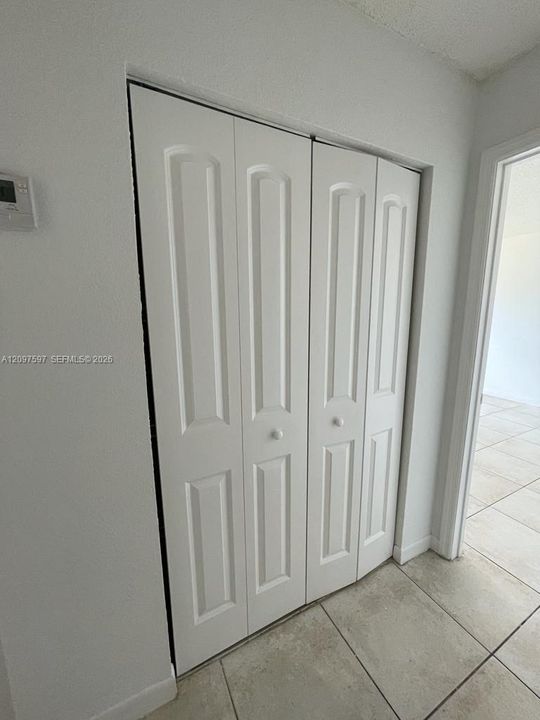 For Rent: $2,200 (2 beds, 2 baths, 780 Square Feet)