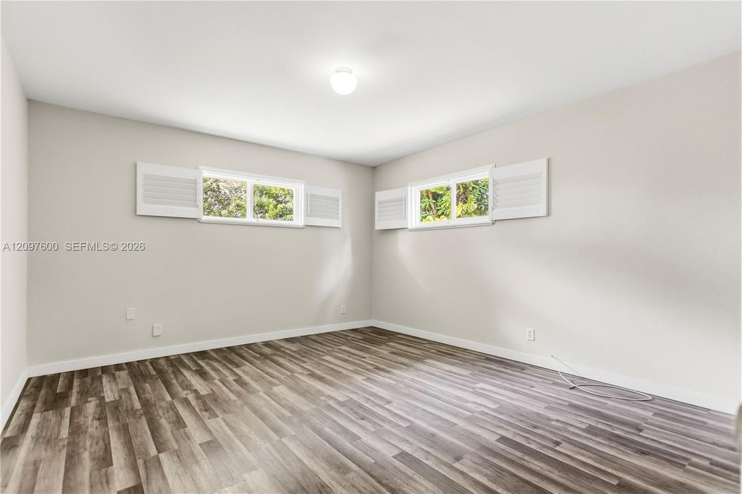 For Sale: $830,000 (4 beds, 2 baths, 2302 Square Feet)