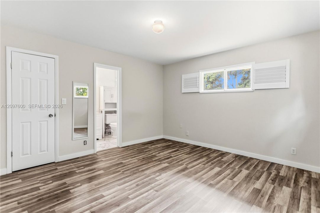For Sale: $830,000 (4 beds, 2 baths, 2302 Square Feet)