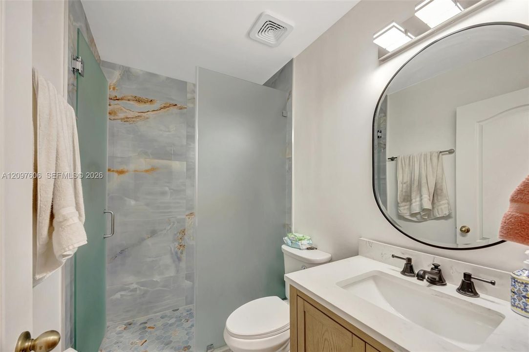 For Sale: $550,000 (3 beds, 2 baths, 1249 Square Feet)