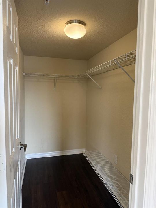 Walk in closet