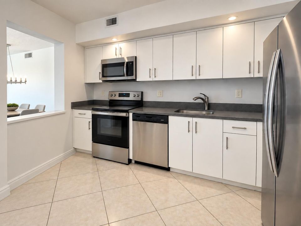 kitchen vitural cleaned up