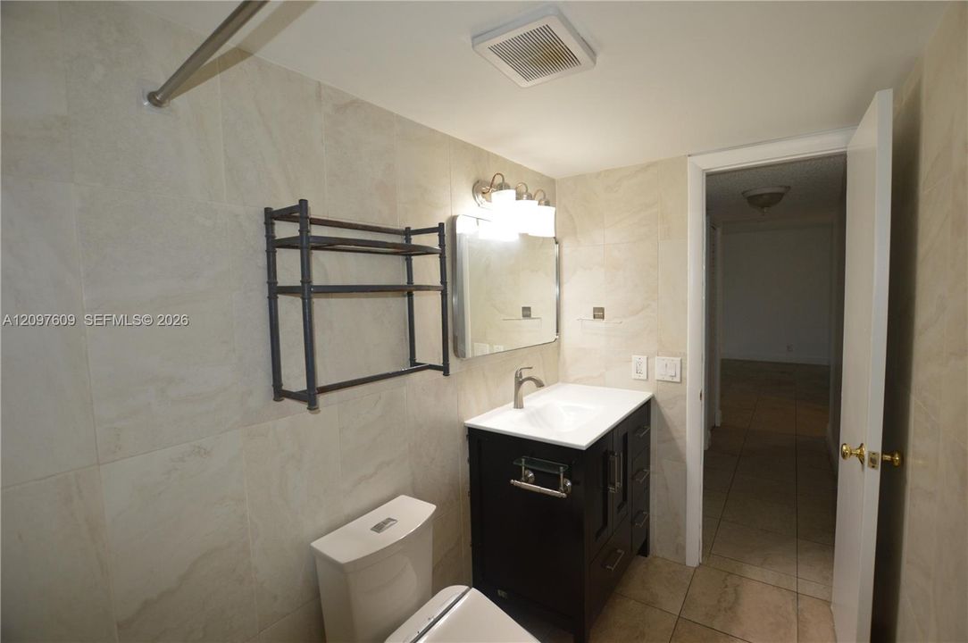 En Venta: $199,000 (2 camas, 2 baños, 1144 Pies cuadrados)