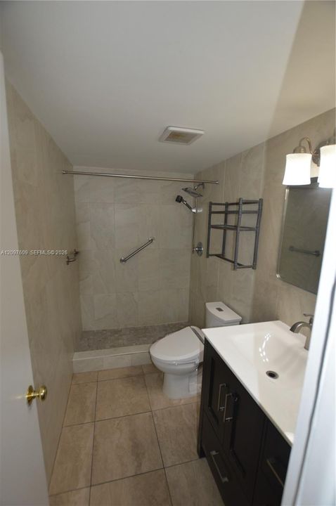 En Venta: $199,000 (2 camas, 2 baños, 1144 Pies cuadrados)