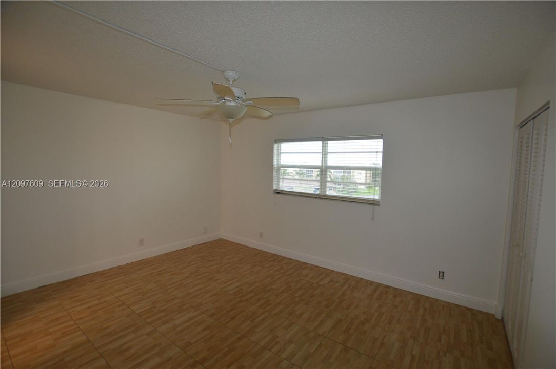 En Venta: $199,000 (2 camas, 2 baños, 1144 Pies cuadrados)