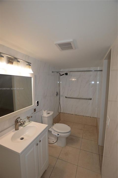 En Venta: $199,000 (2 camas, 2 baños, 1144 Pies cuadrados)