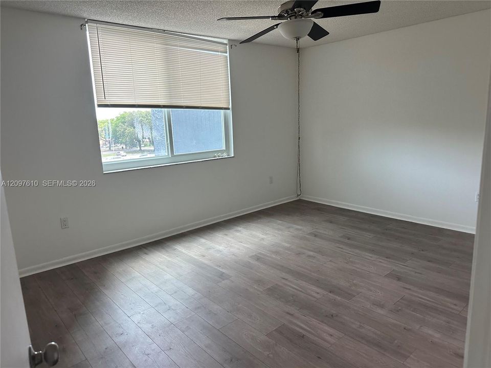 En Renta: $1,750 (1 camas, 1 baños, 830 Pies cuadrados)