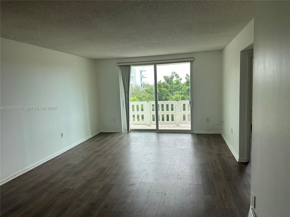En Renta: $1,750 (1 camas, 1 baños, 830 Pies cuadrados)