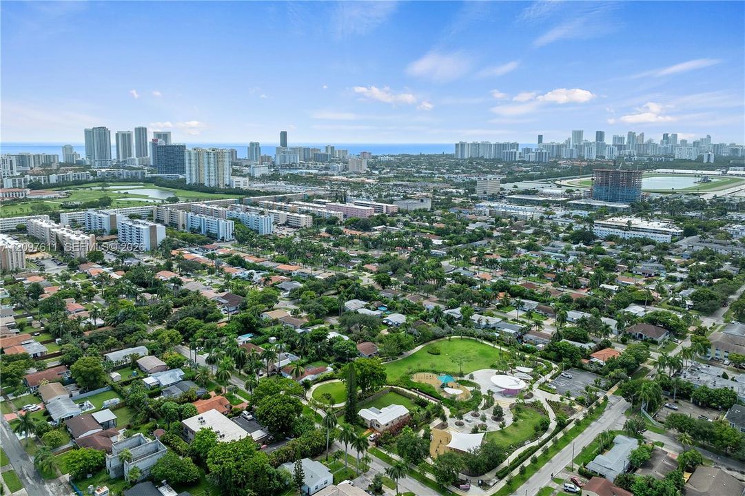 En Venta: $655,000 (3 camas, 2 baños, 1180 Pies cuadrados)