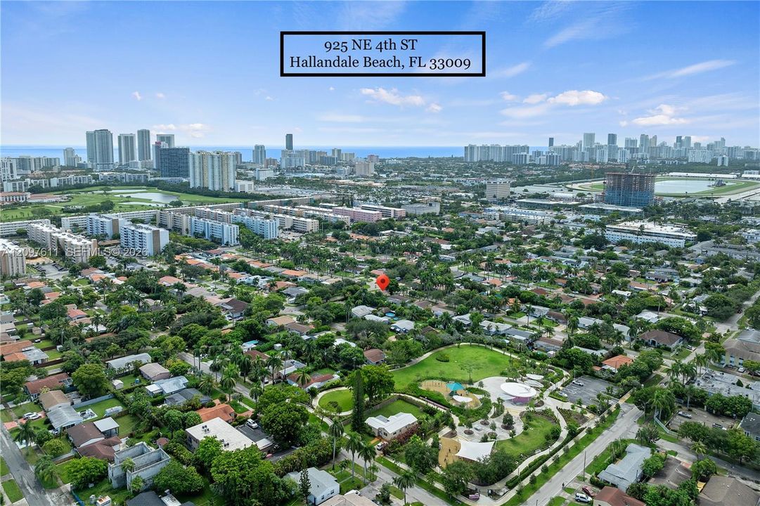 En Venta: $655,000 (3 camas, 2 baños, 1180 Pies cuadrados)