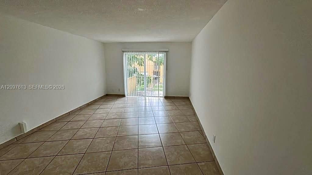 En Venta: $138,000 (1 camas, 1 baños, 883 Pies cuadrados)