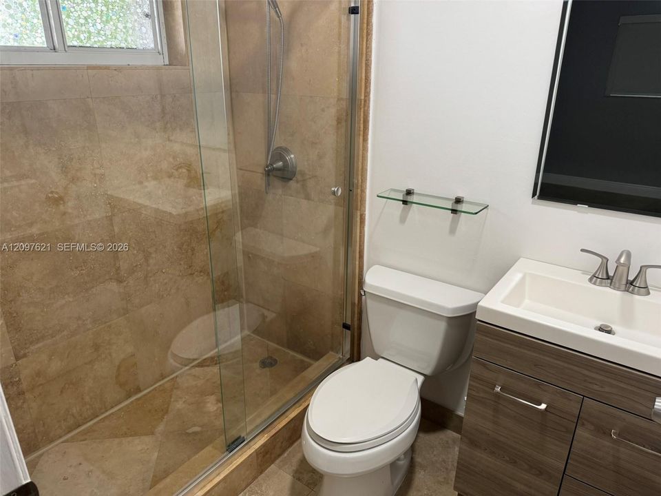 For Rent: $2,650 (2 beds, 2 baths, 954 Square Feet)