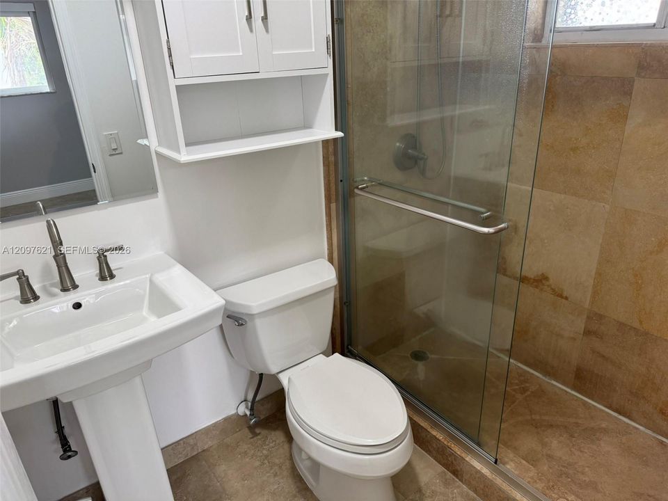 For Rent: $2,650 (2 beds, 2 baths, 954 Square Feet)