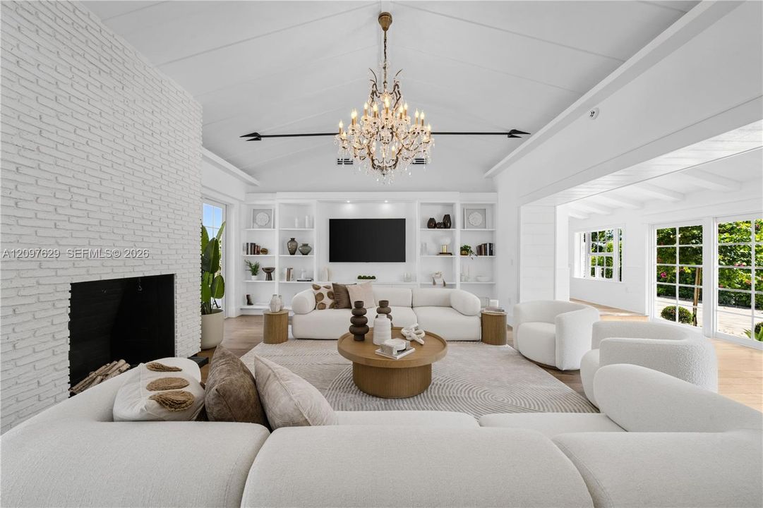 For Sale: $11,800,000 (7 beds, 6 baths, 5248 Square Feet)