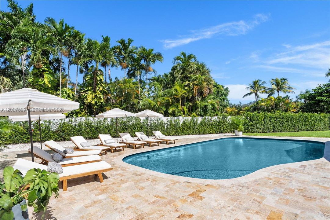 For Sale: $11,800,000 (7 beds, 6 baths, 5248 Square Feet)