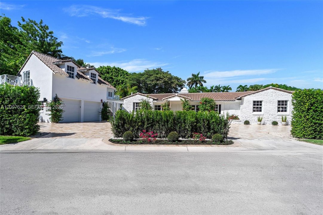 For Sale: $11,800,000 (7 beds, 6 baths, 5248 Square Feet)
