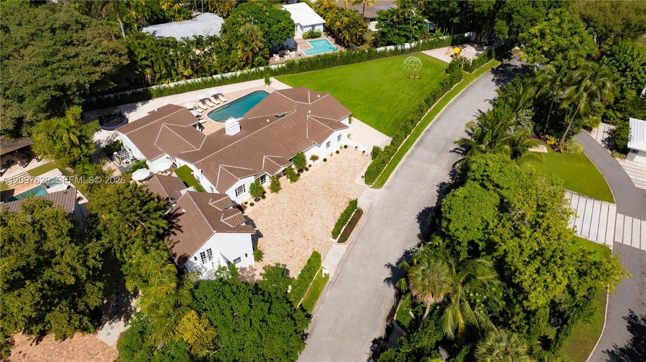 For Sale: $11,800,000 (7 beds, 6 baths, 5248 Square Feet)