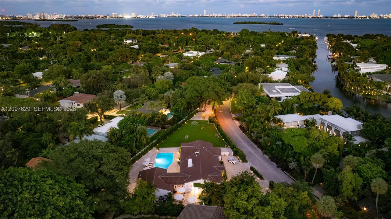 For Sale: $11,800,000 (7 beds, 6 baths, 5248 Square Feet)