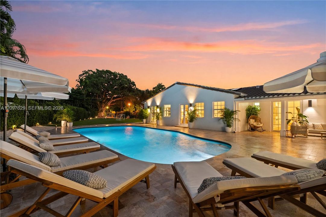 For Sale: $11,800,000 (7 beds, 6 baths, 5248 Square Feet)