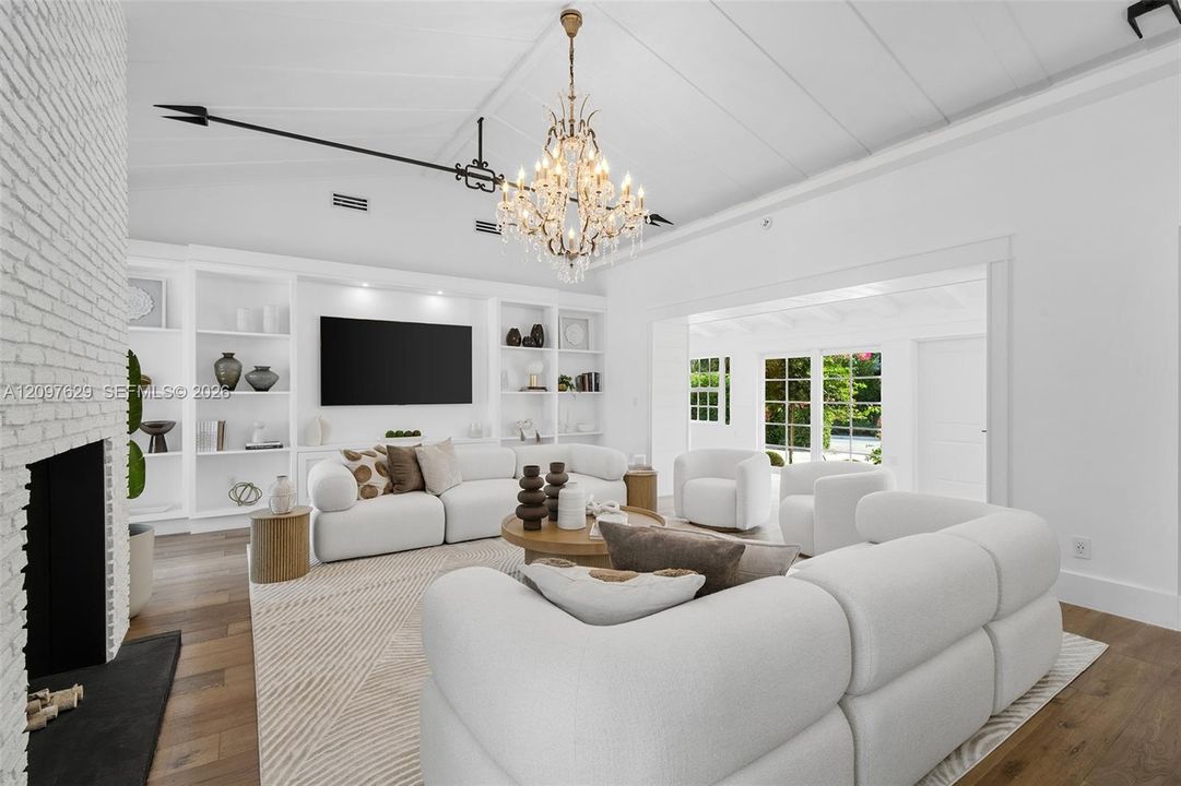 For Sale: $11,800,000 (7 beds, 6 baths, 5248 Square Feet)