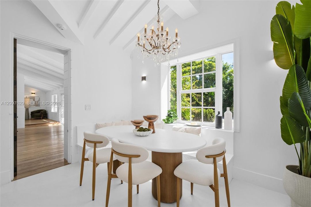 For Sale: $11,800,000 (7 beds, 6 baths, 5248 Square Feet)