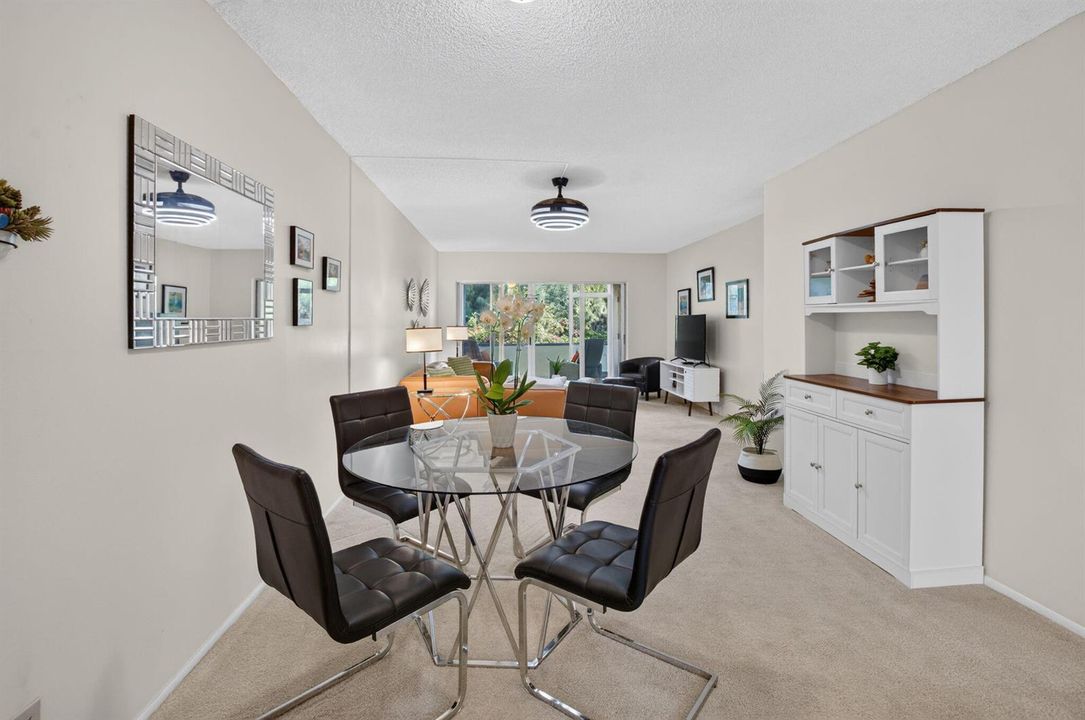 Living/Dining Area