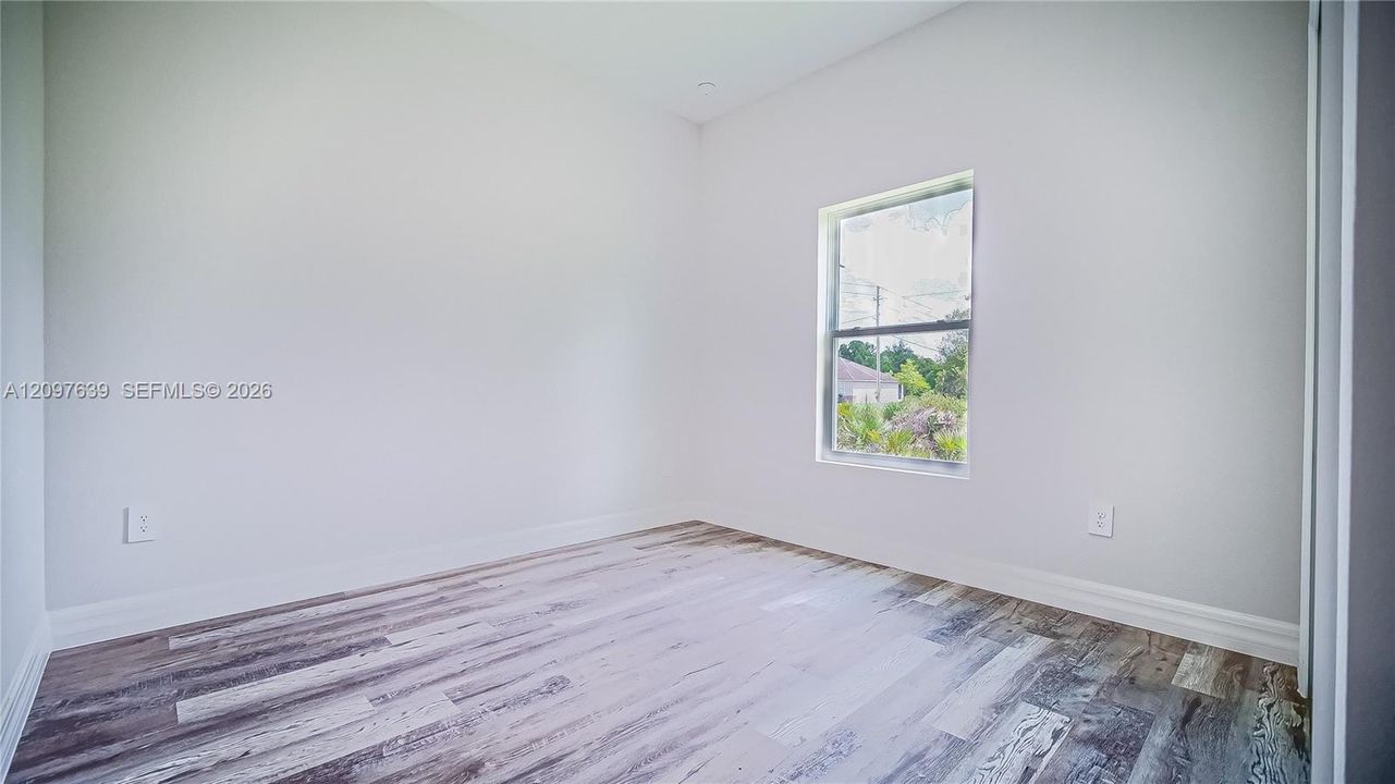 На продажу: $255,000 (3 спален, 2 ванн, 0 Квадратных фут)