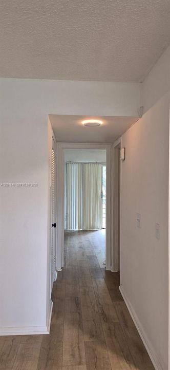 For Rent: $1,390 (1 beds, 1 baths, 600 Square Feet)