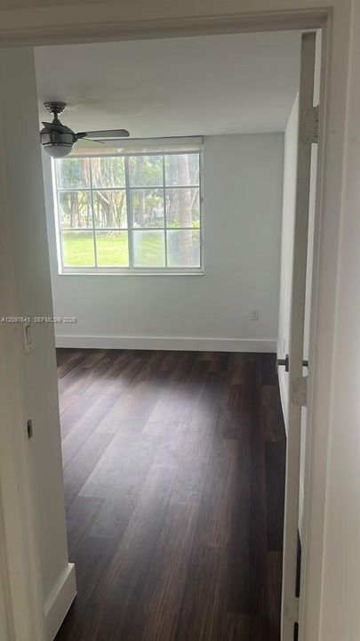 For Rent: $2,750 (2 beds, 2 baths, 994 Square Feet)