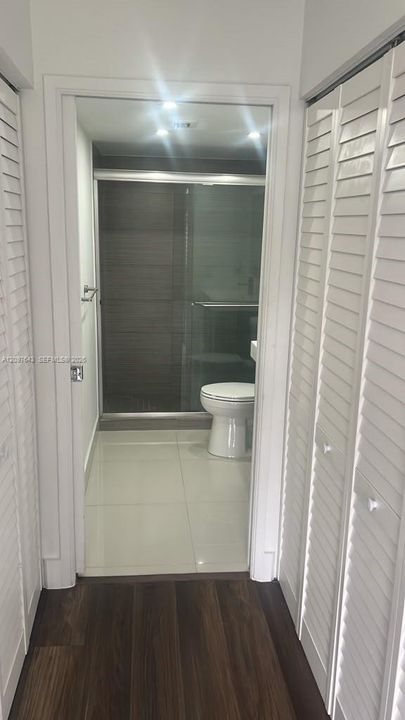 For Rent: $2,750 (2 beds, 2 baths, 994 Square Feet)
