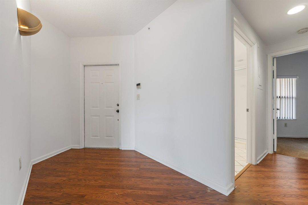004-300UnoLagoDrive-204-JunoBeach-FL-334