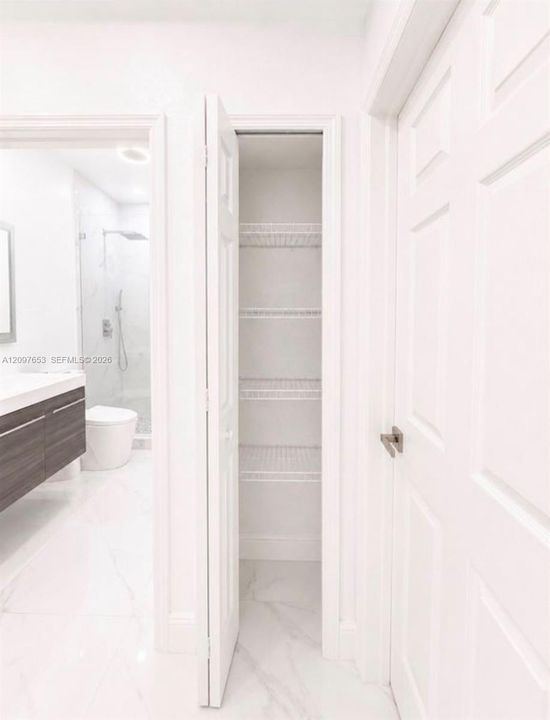 For Rent: $3,400 (3 beds, 2 baths, 1770 Square Feet)