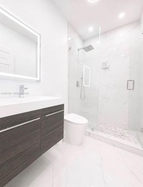 For Rent: $3,400 (3 beds, 2 baths, 1770 Square Feet)