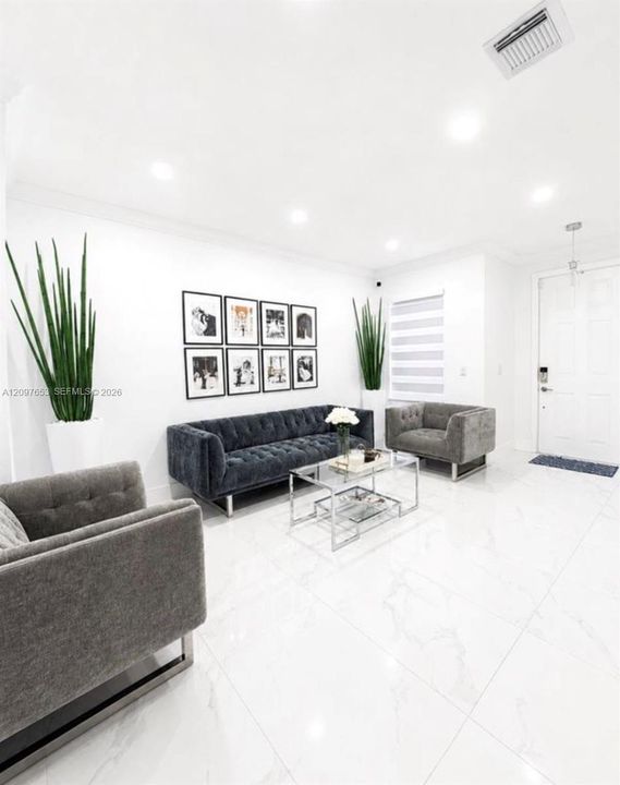 For Rent: $3,400 (3 beds, 2 baths, 1770 Square Feet)