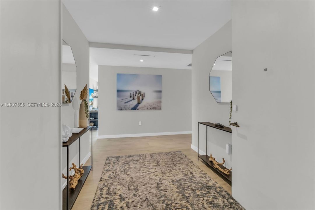 En Venta: $3,450,000 (3 camas, 3 baños, 2418 Pies cuadrados)